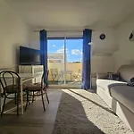 Lumineux Avec Balcon Expose Sud, Equipe Et Classe 2 Etoiles. - Fr-1-553-139 Apartmán