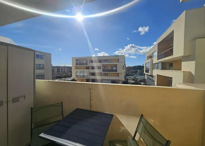 Lumineux Avec Balcon Exposé Sud, équipé Et Classé 2 étoiles. - Fr-1-553-139 Appartamento